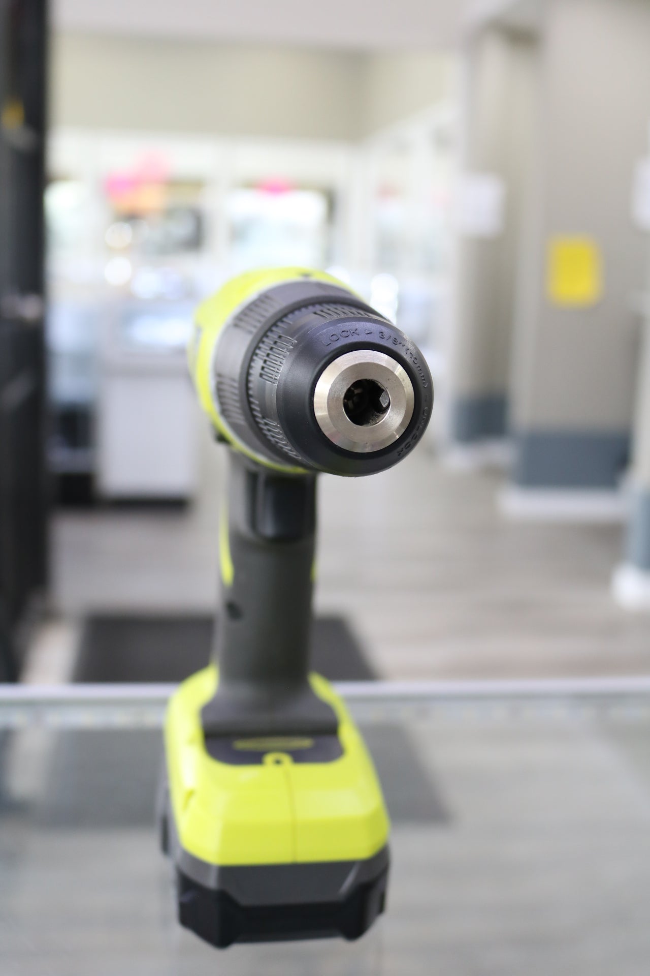 Ryobi P209DCN 18V One Plus with battery