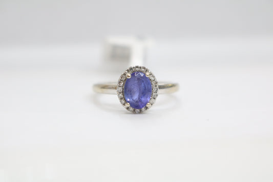 14K White Gold with Diamonds and Violet Colored Stone (Size 7) (0.16 CTW)