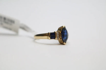 14k Yellow Gold Past, Present, And Future Lady's Ring (Size 5 3/4)