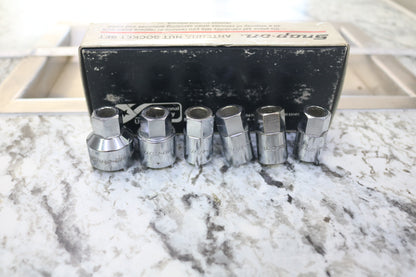 Snap-on Tools USA RARE 6-Piece Vehicle Antenna Nut Socket Set