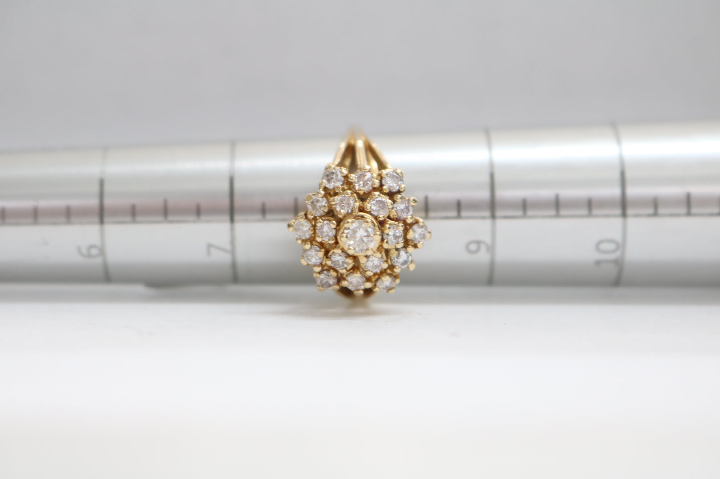 14K Yellow Gold Diamond Cluster Ring (Size 8) (1.05 CTW)