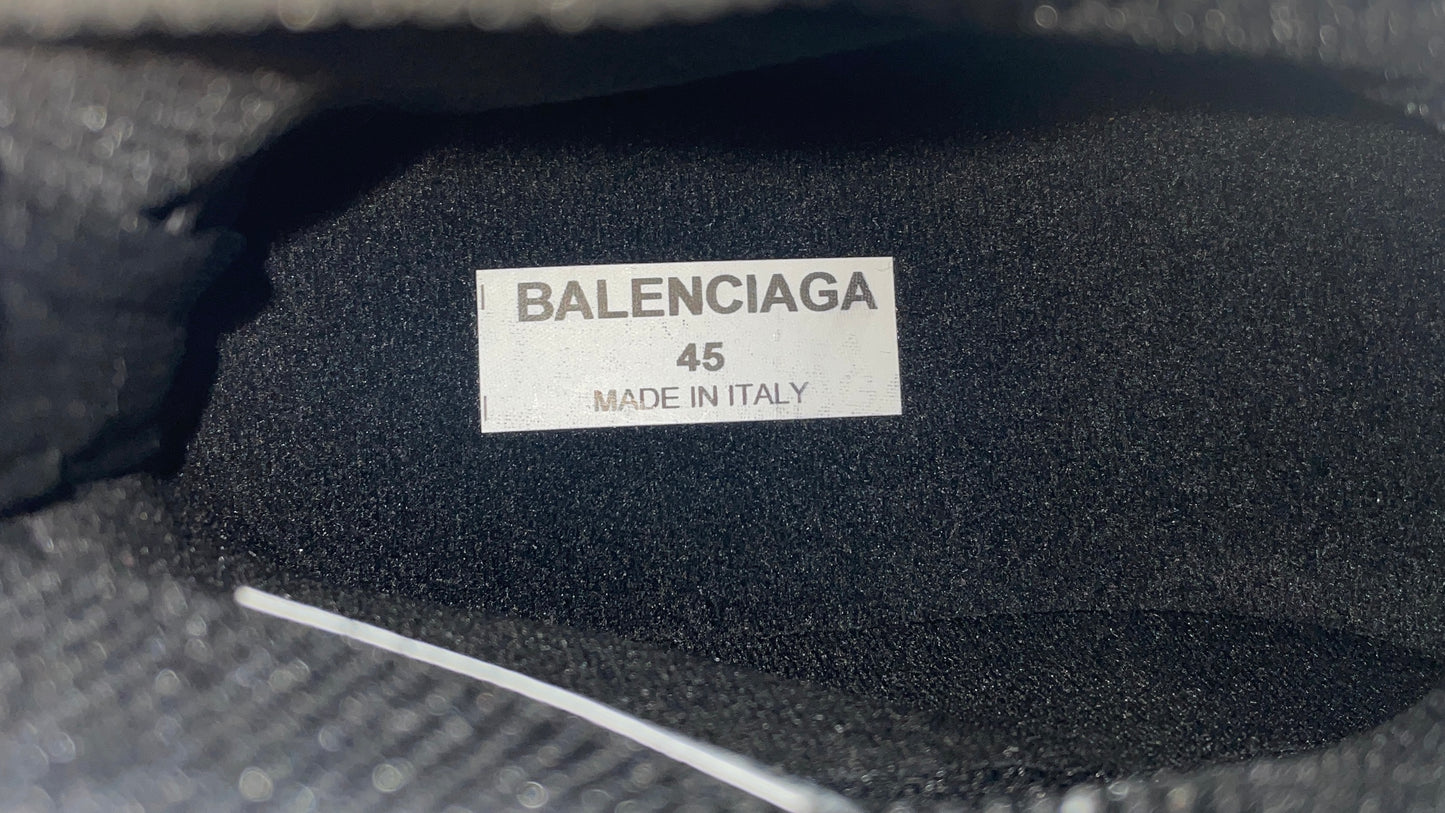 Balenciaga Men's Speed 2.0 Lace-up Knit Sneaker in Black (EUR 45)