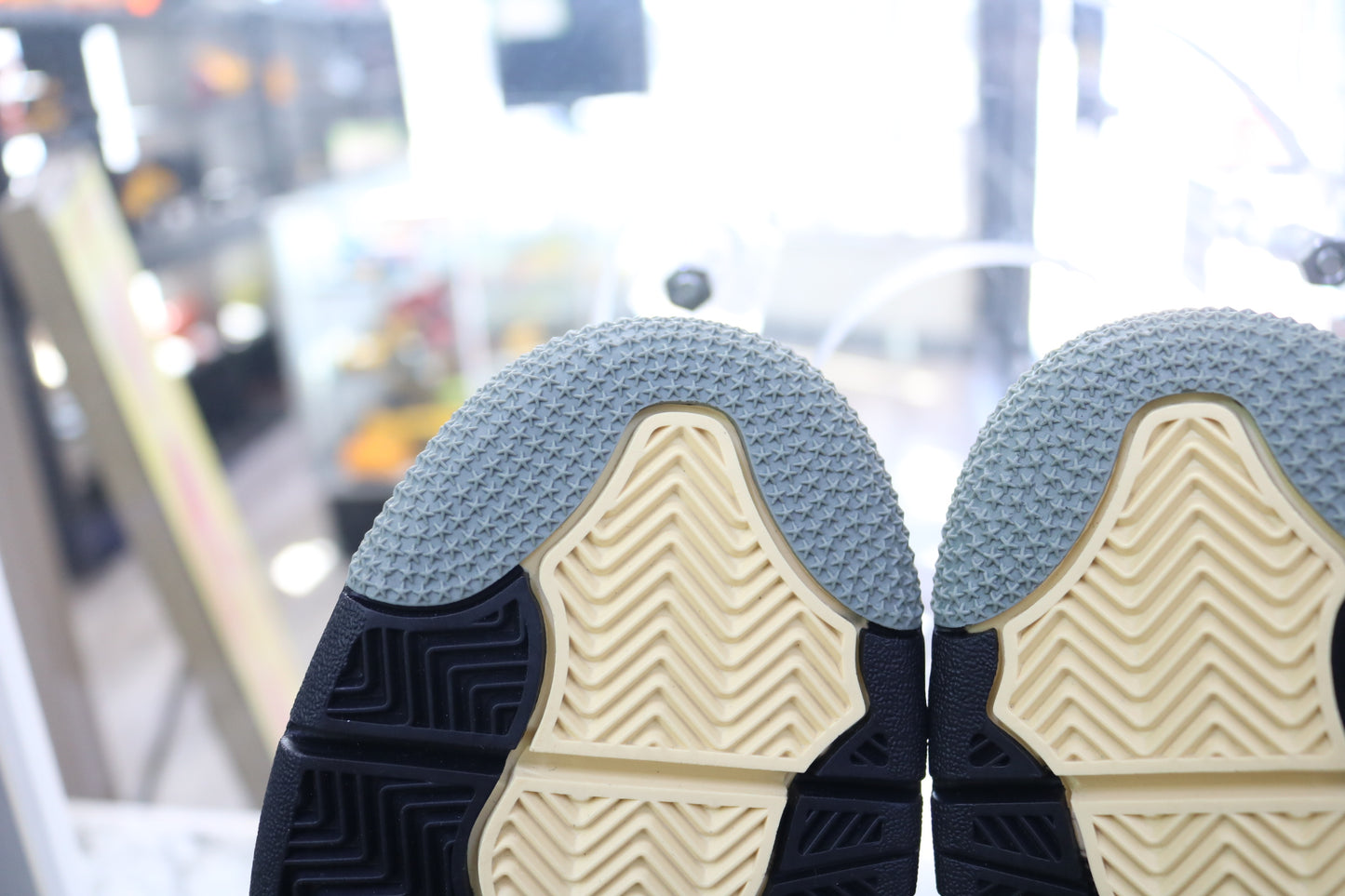 Air Jordan 4 SE Retro Low Craft Olive