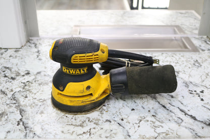 Dewalt DWE6421 Random Orbit Palm Sander