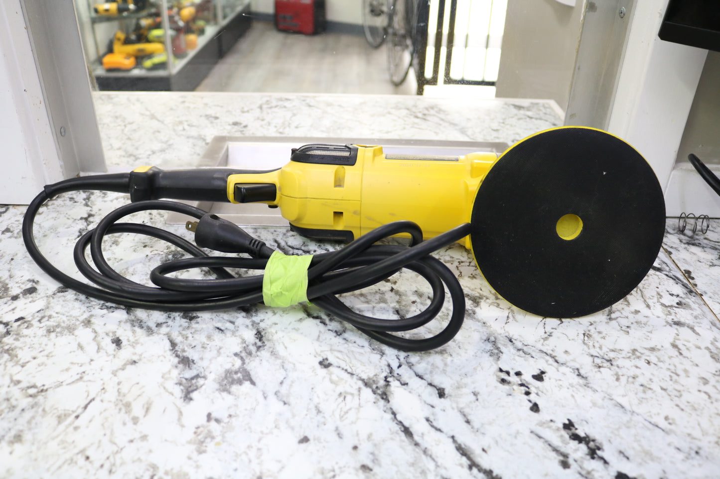 DeWalt DWP849 Corded Polisher (Local Purchase Only)
