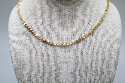 14K Yellow Gold Fancy Heart Necklace (18 Inches)