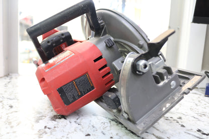 Milwaukee M18 Brushless Circular Saw 2830-20 with a M18 Battery (No Shipping)