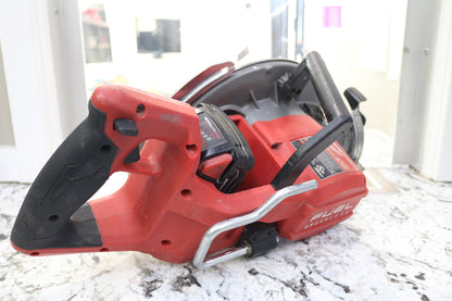 Milwaukee M18 Brushless Circular Saw 2830-20 with a M18 Battery (No Shipping)