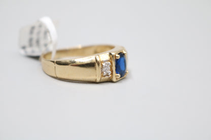 14K Yellow Gold Fancy Style Men's Ring (Size 11 & 1/4)