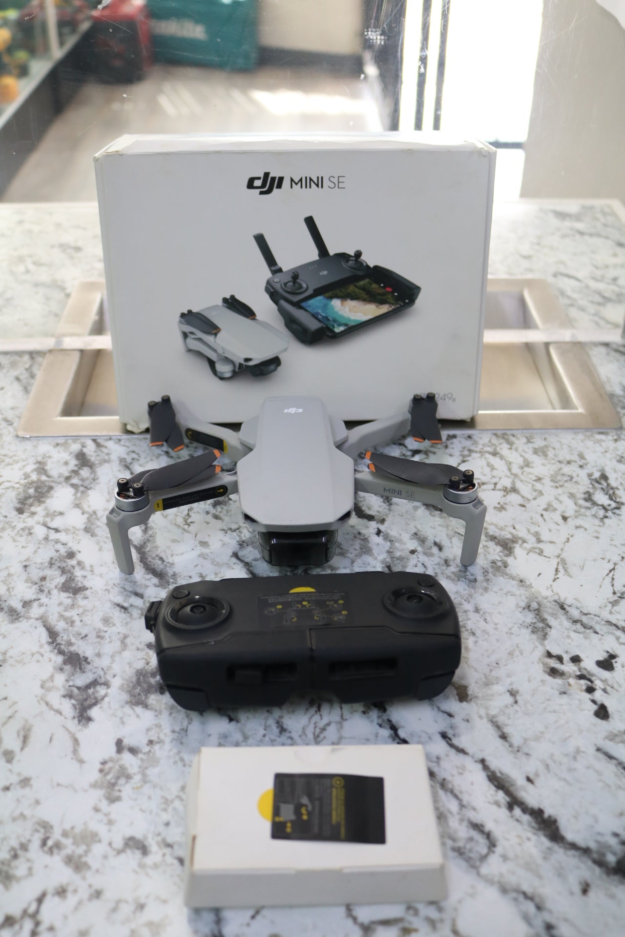 DJI Mini SE MT2SS5 Drone