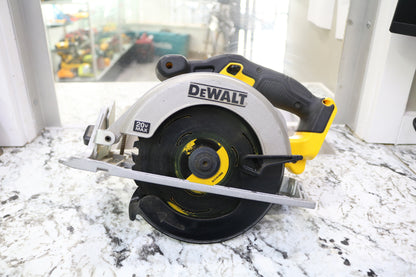 DeWalt 20V Cordless Circular Saw DCS391 (Local Purchase Only)