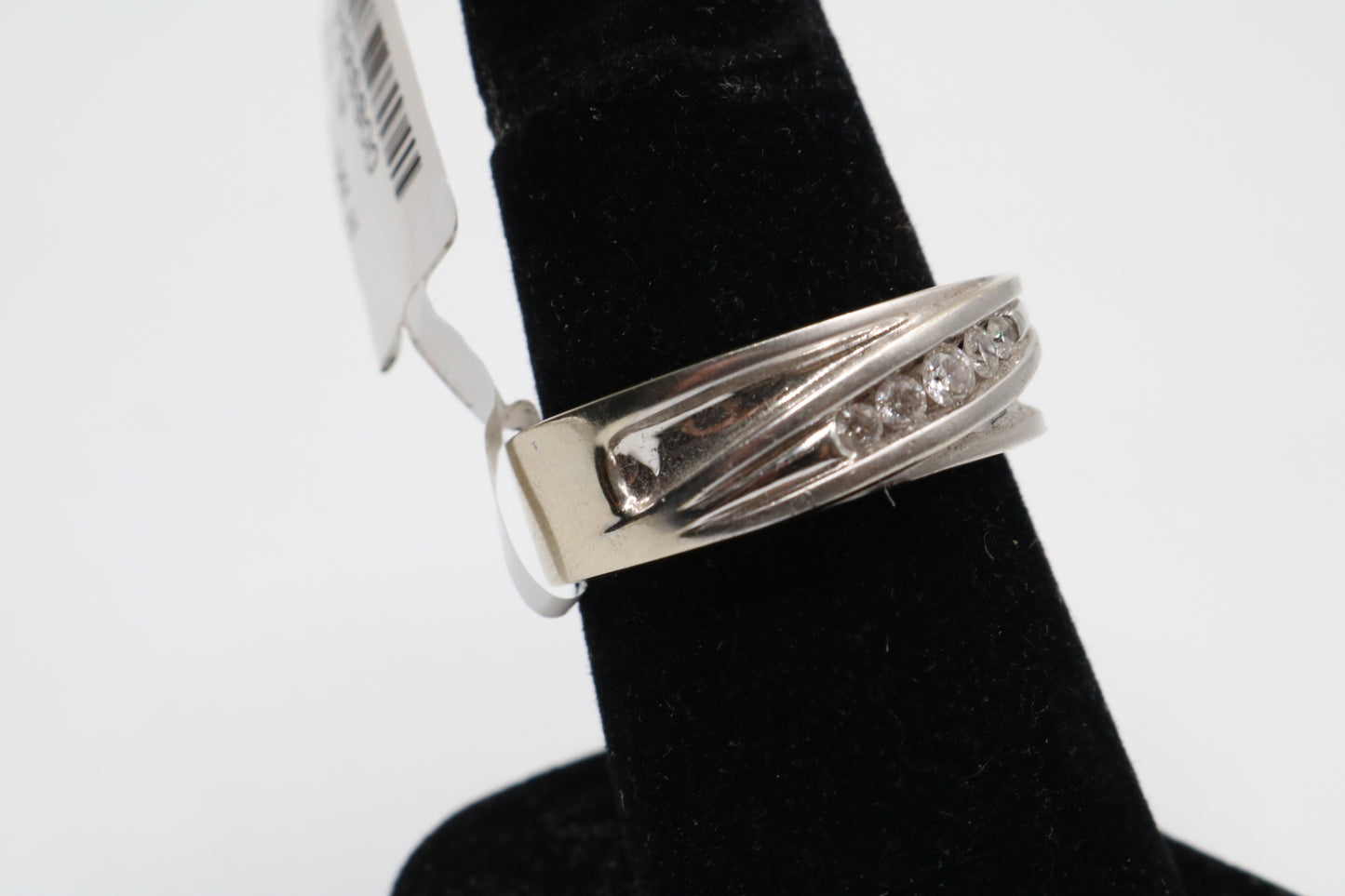 10K White Gold Channel Band Ring (Size 10)