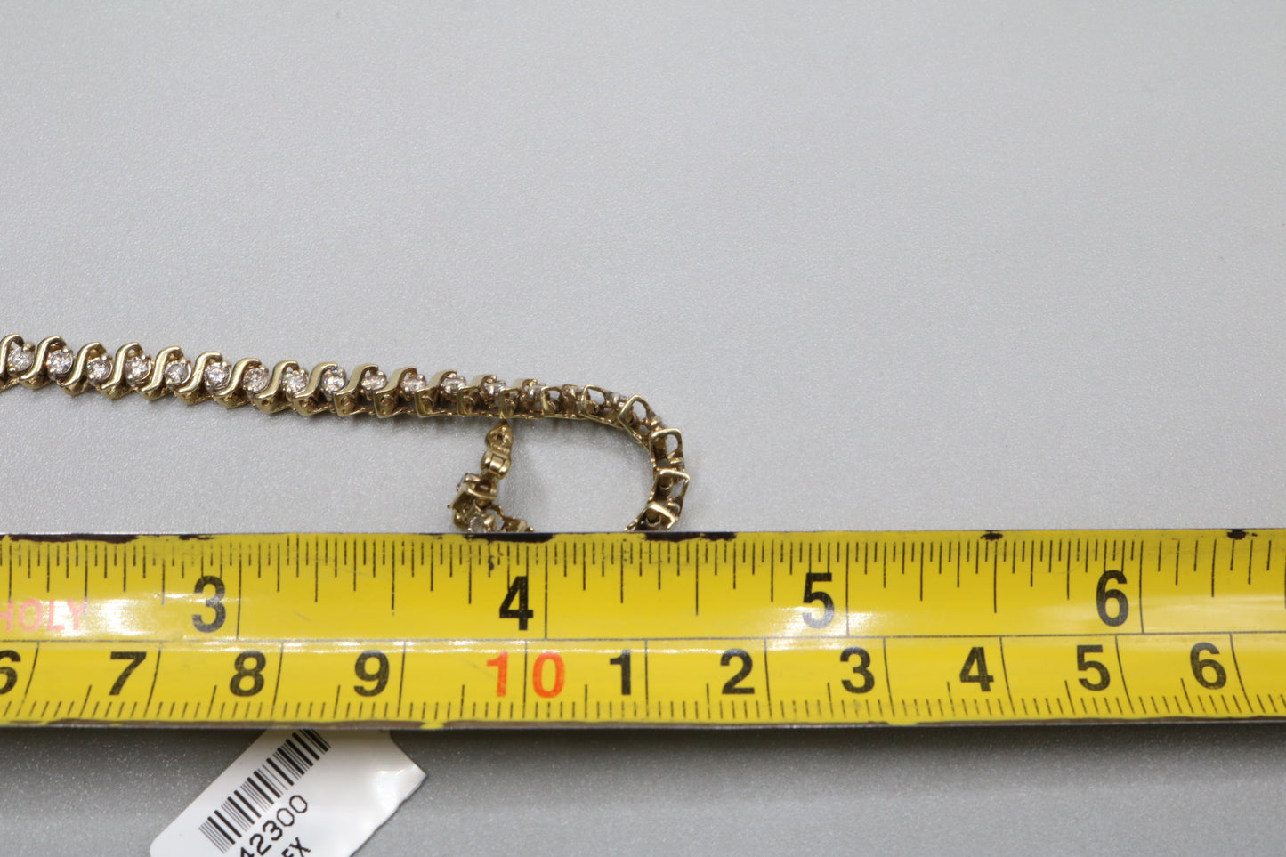 10K Yellow Gold Diamond Tennis Bracelet (1.47 CTW) (Length 4.5") (Local pick-up only)