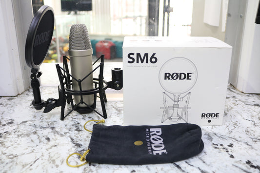 Rode NT1-A Large-Diaphragm Condenser Microphone w/ SM6 Shock Mount - Pre-Owned