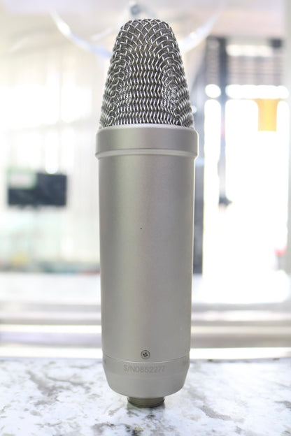 Rode NT1-A Large-Diaphragm Condenser Microphone w/ SM6 Shock Mount - Pre-Owned