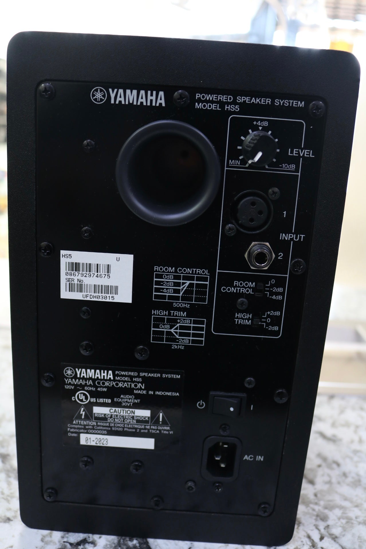 Yamaha HS5 Powered Studio Monitor Black - Pre-Owned (Local Pick Up Only)