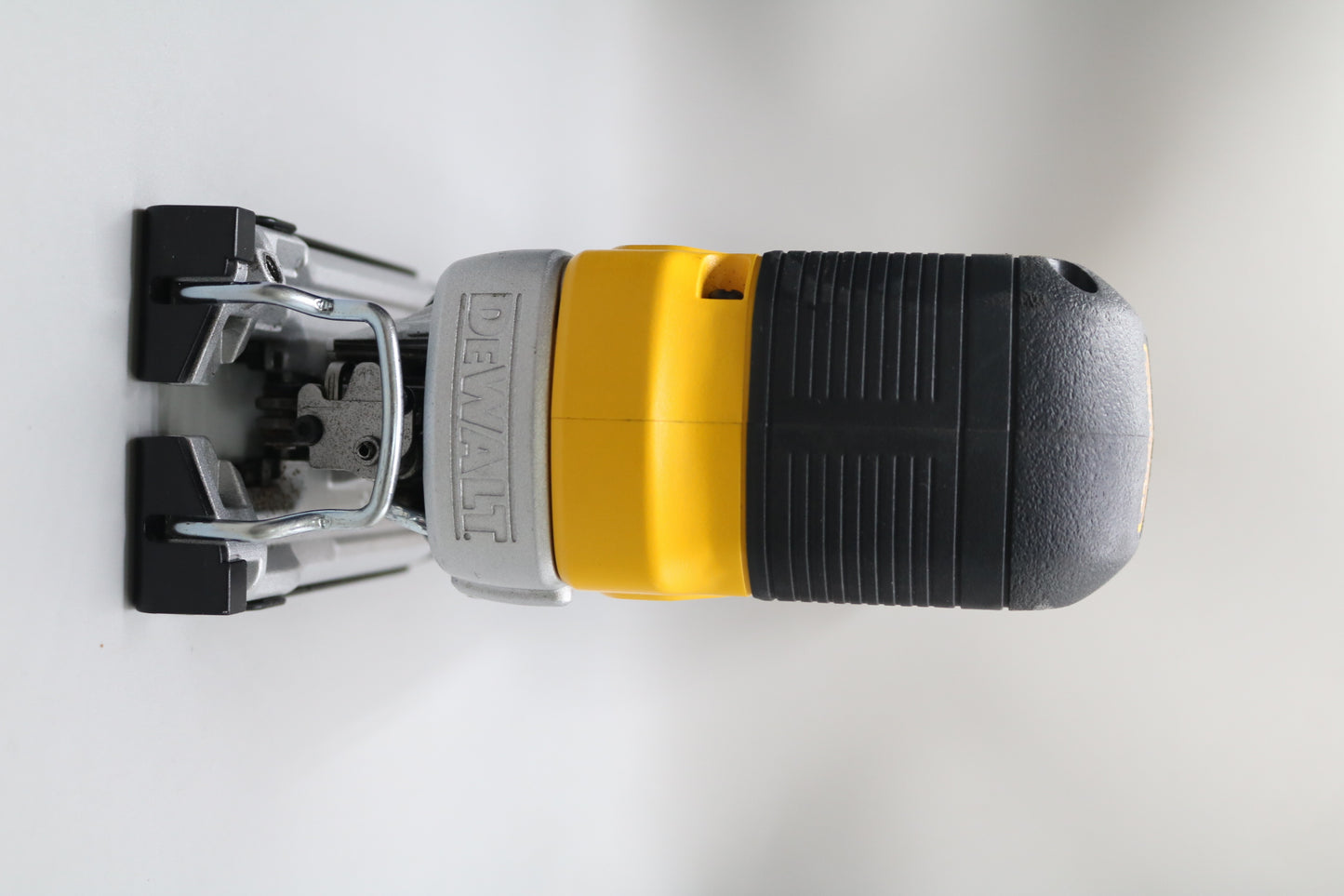 DeWalt DCS335B 20V Brushless Cordless Barrel Grip Jig Saw (No Shipping)