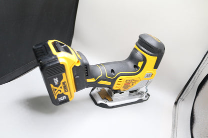 DeWalt DCS335B 20V Brushless Cordless Barrel Grip Jig Saw (No Shipping)