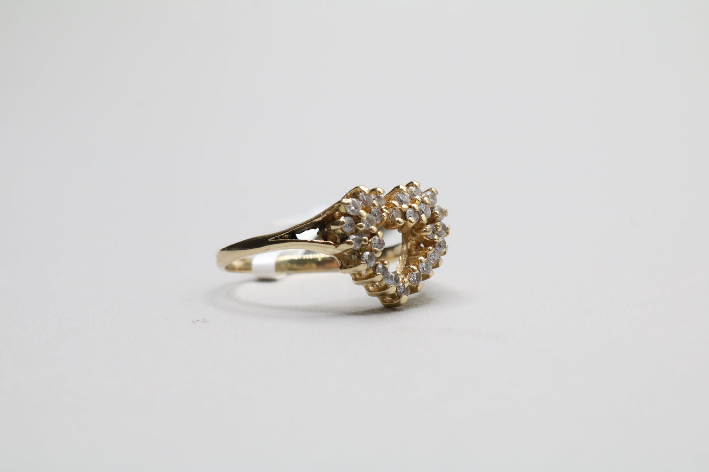 14k Yellow Gold Diamond Heart Ring (Size 7 1/2) (0.25 ctw)
