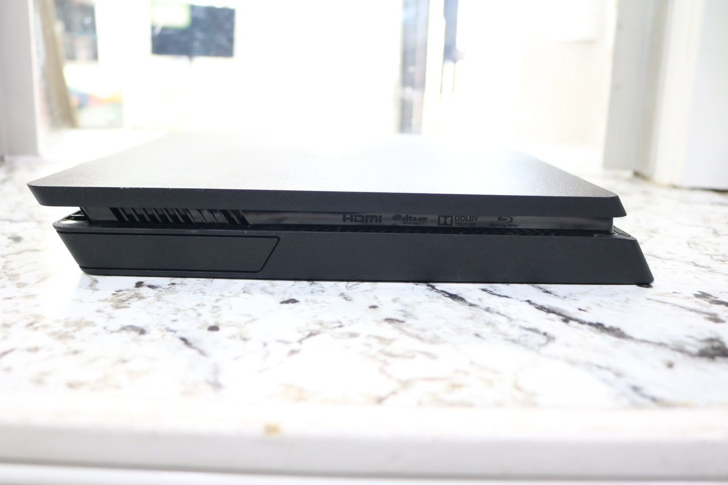 Sony PlayStation 4 500GB CUH-2015A