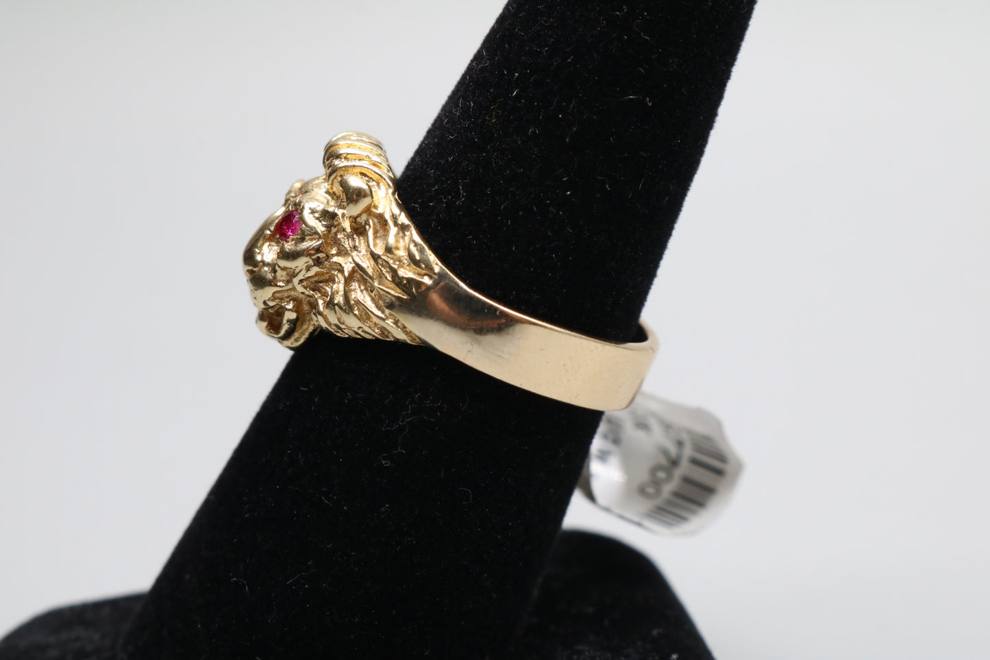 14k Yellow Gold Lion Ring w/Red Stone (Size 9 1/2)