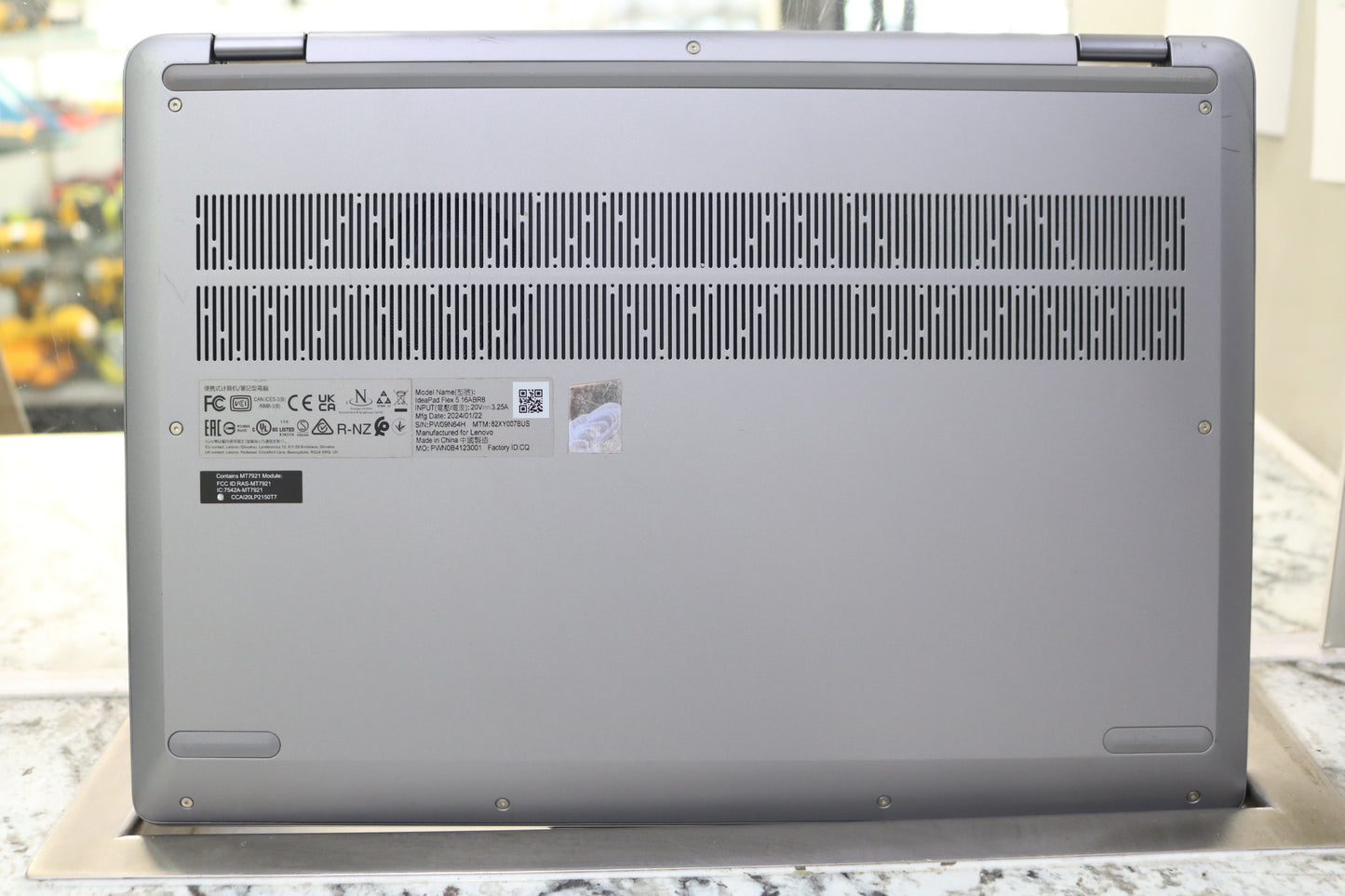 2024 Lenovo IdeaPad Flex 5 16ABR8 (512GB,16GB RAM,AMD Ryzen 7 7730U, Windows 11 Home)