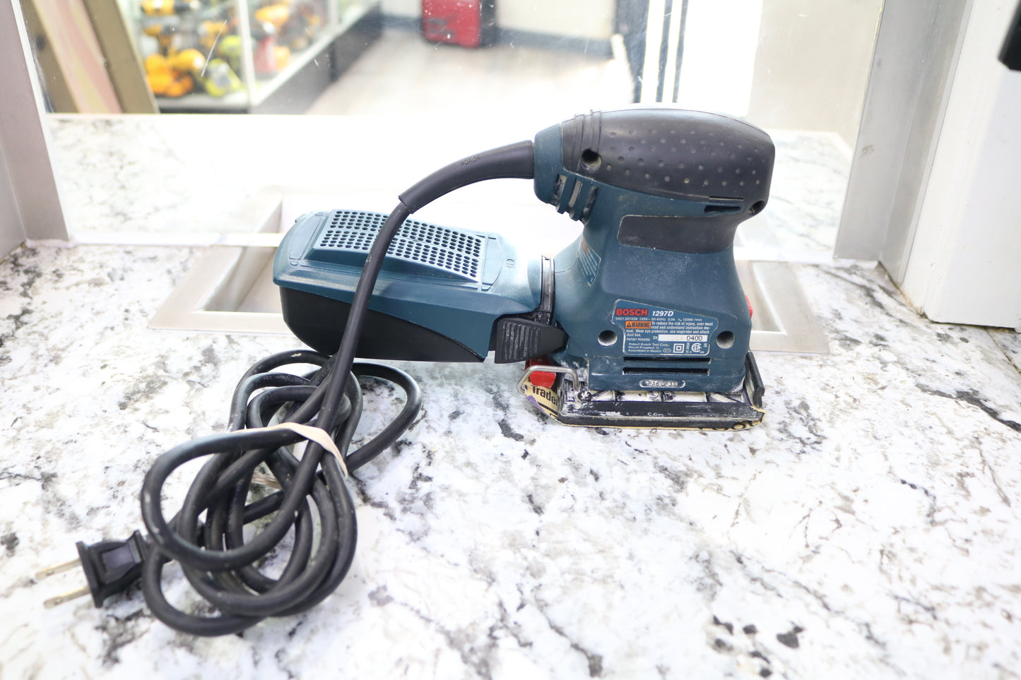 Bosch 1297D Corded 1/4 Finishing Sander