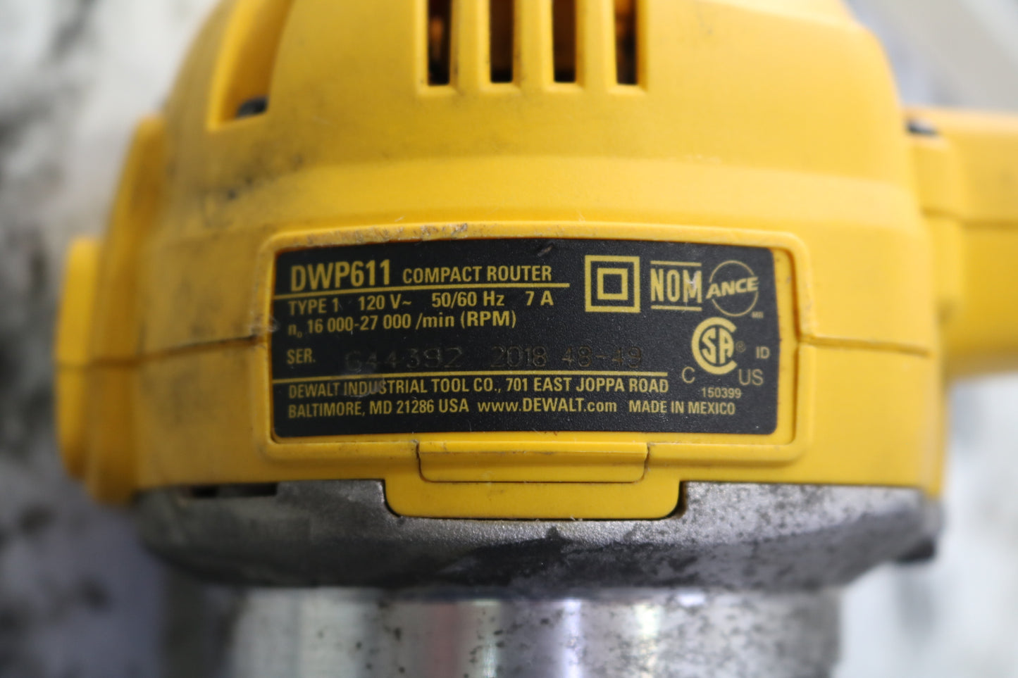 DeWalt DWP611 Compact Corded Variable Speed Router 120V 7A - Pre-Owned