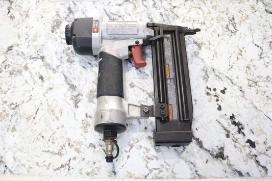Porter-Cable BN200SB 18 Gauge 2in Brad Nailer