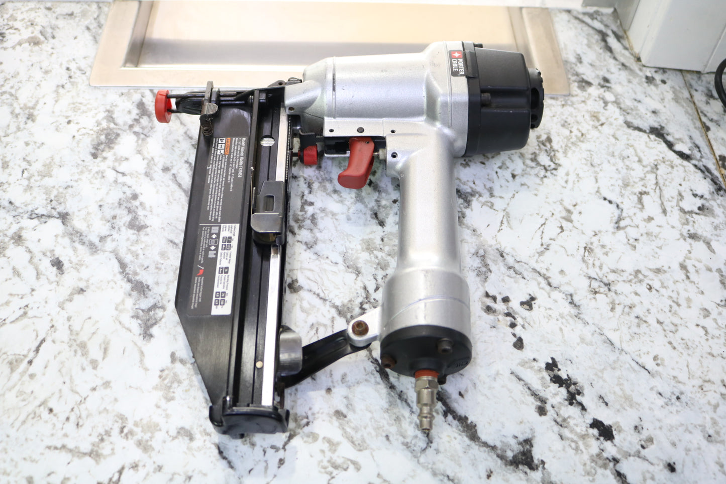 Porter-Cable FN250C 16-Gauge Finish Nailer
