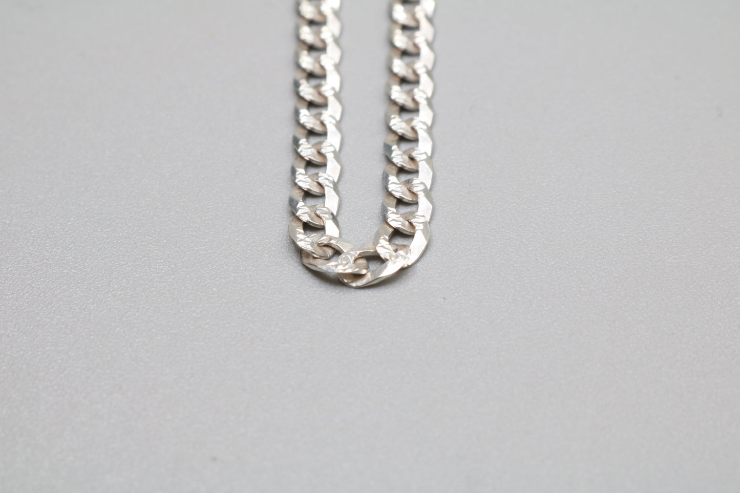 Sterling Silver Curb Chain (19 Inches)