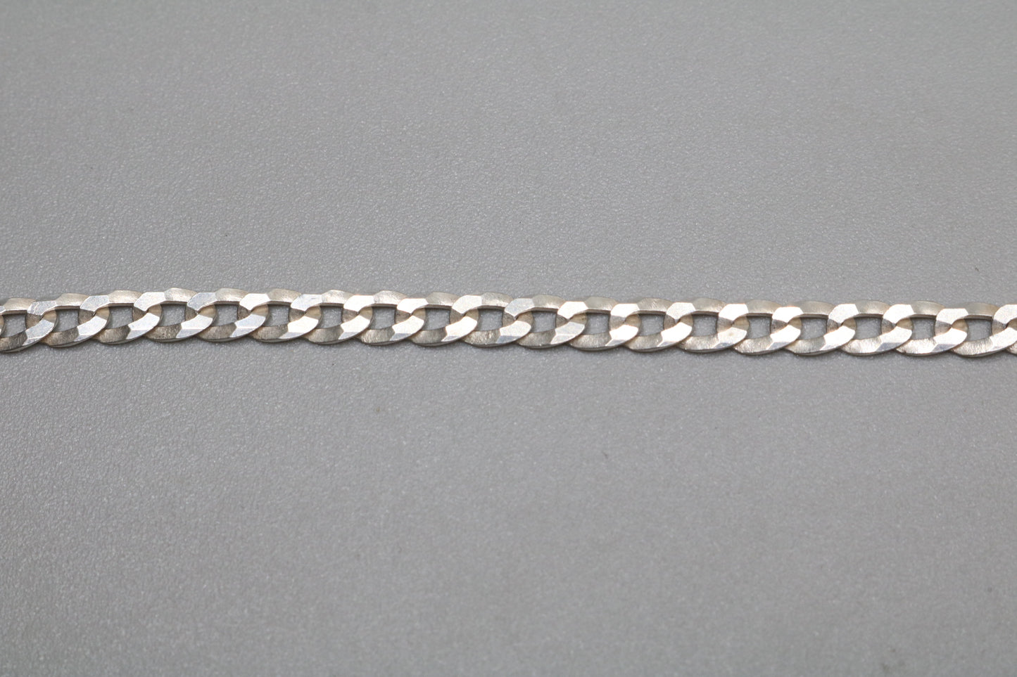 Sterling Silver Curb Chain (19 Inches)