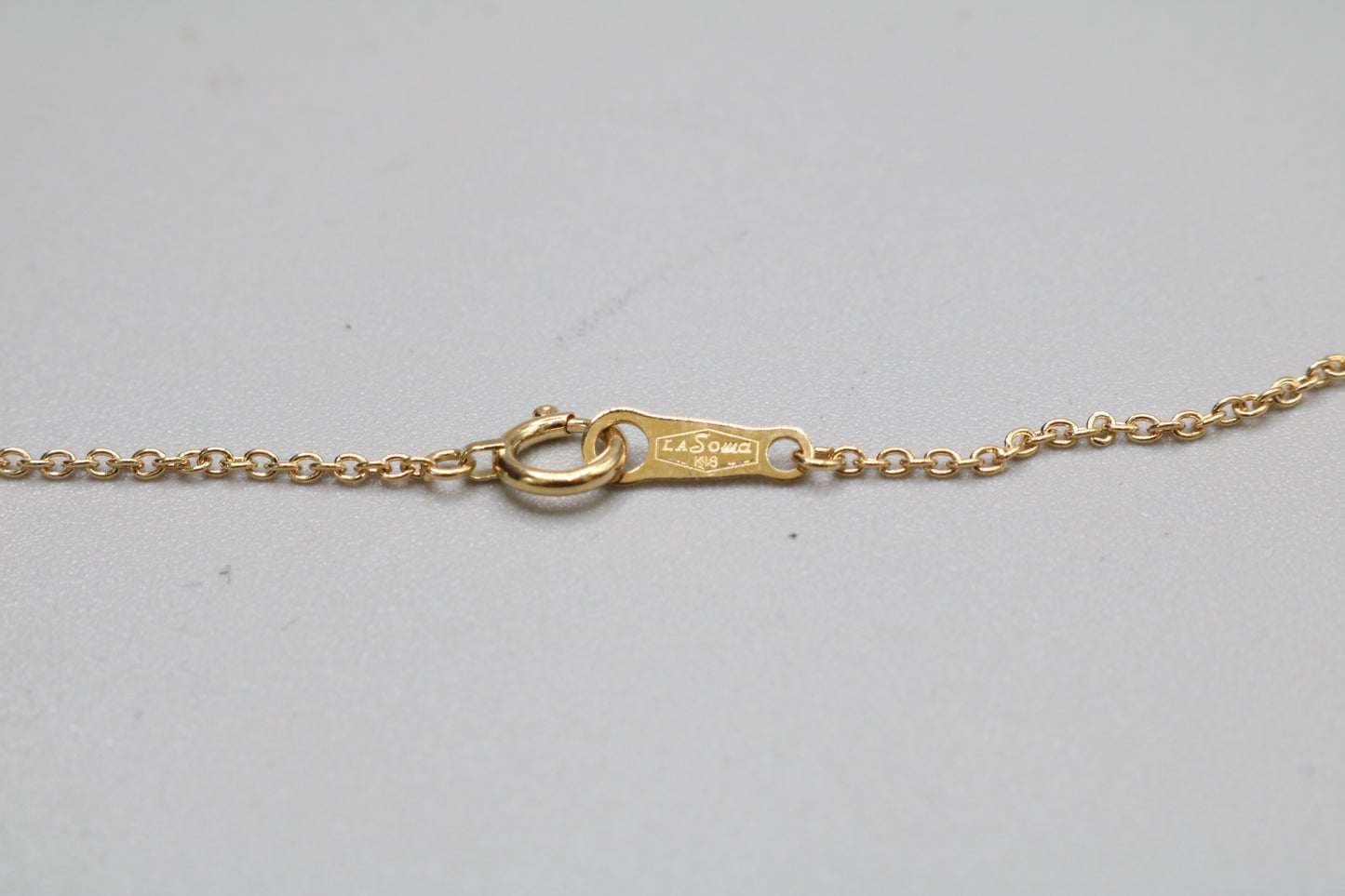 18K Yellow Gold Cable Chain with an 18K Yellow Gold Pearl Charm (0.02 CTW) (16 Inches)