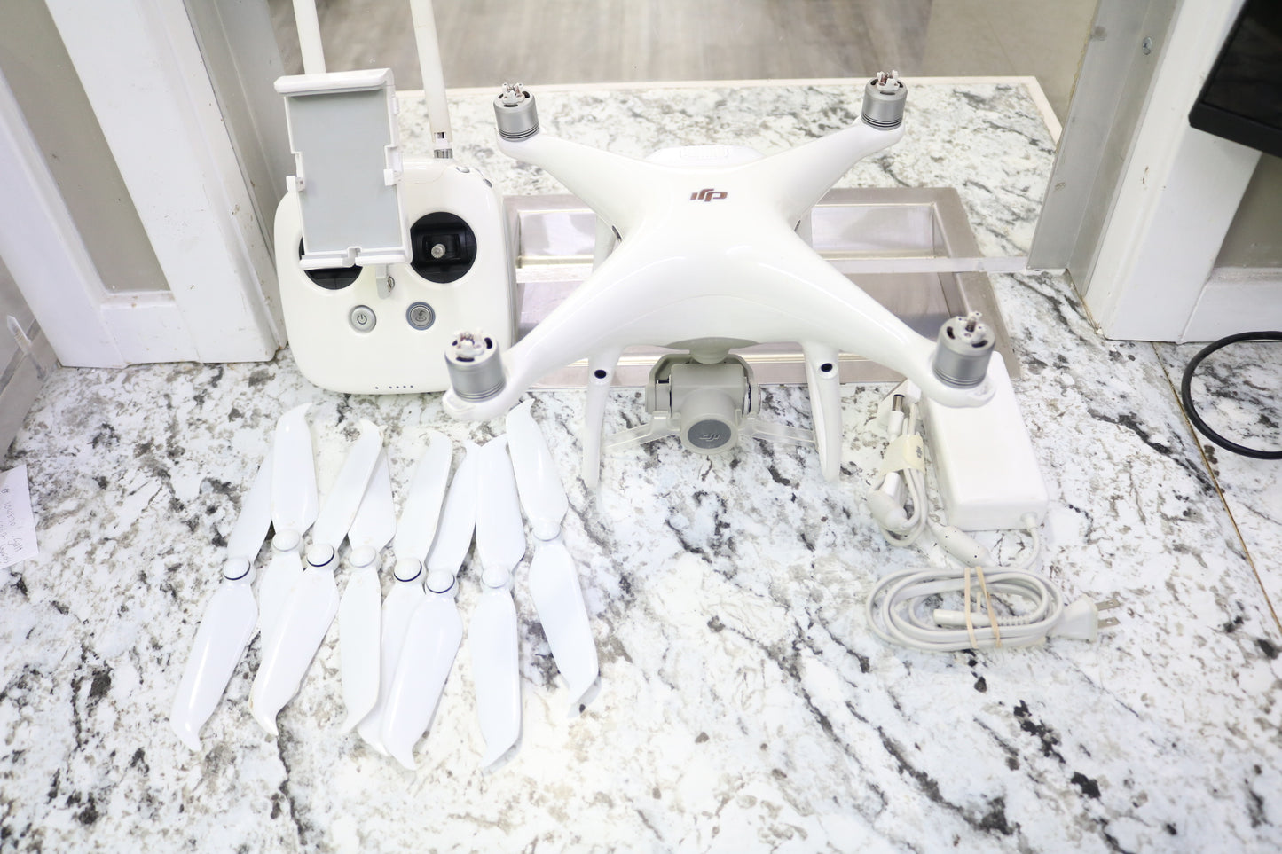 DJI Phantom 4 Pro V2.0 WM331S Drone
