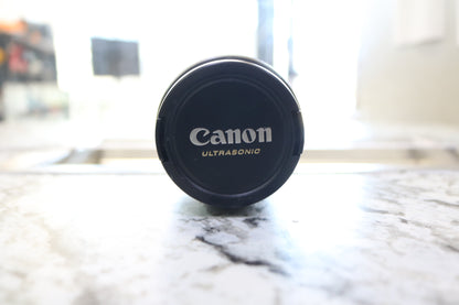 Canon EF-S Zoom Lens 18-55mm 1:3.5-5.6 IS Camera Lens