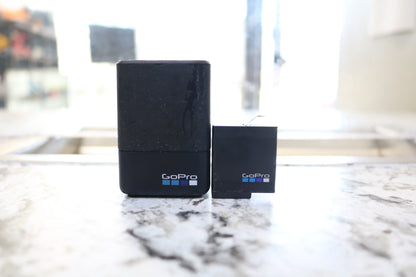 GoPro AADBD-001 Dual Battery Charger for HERO 5, 6, or 7