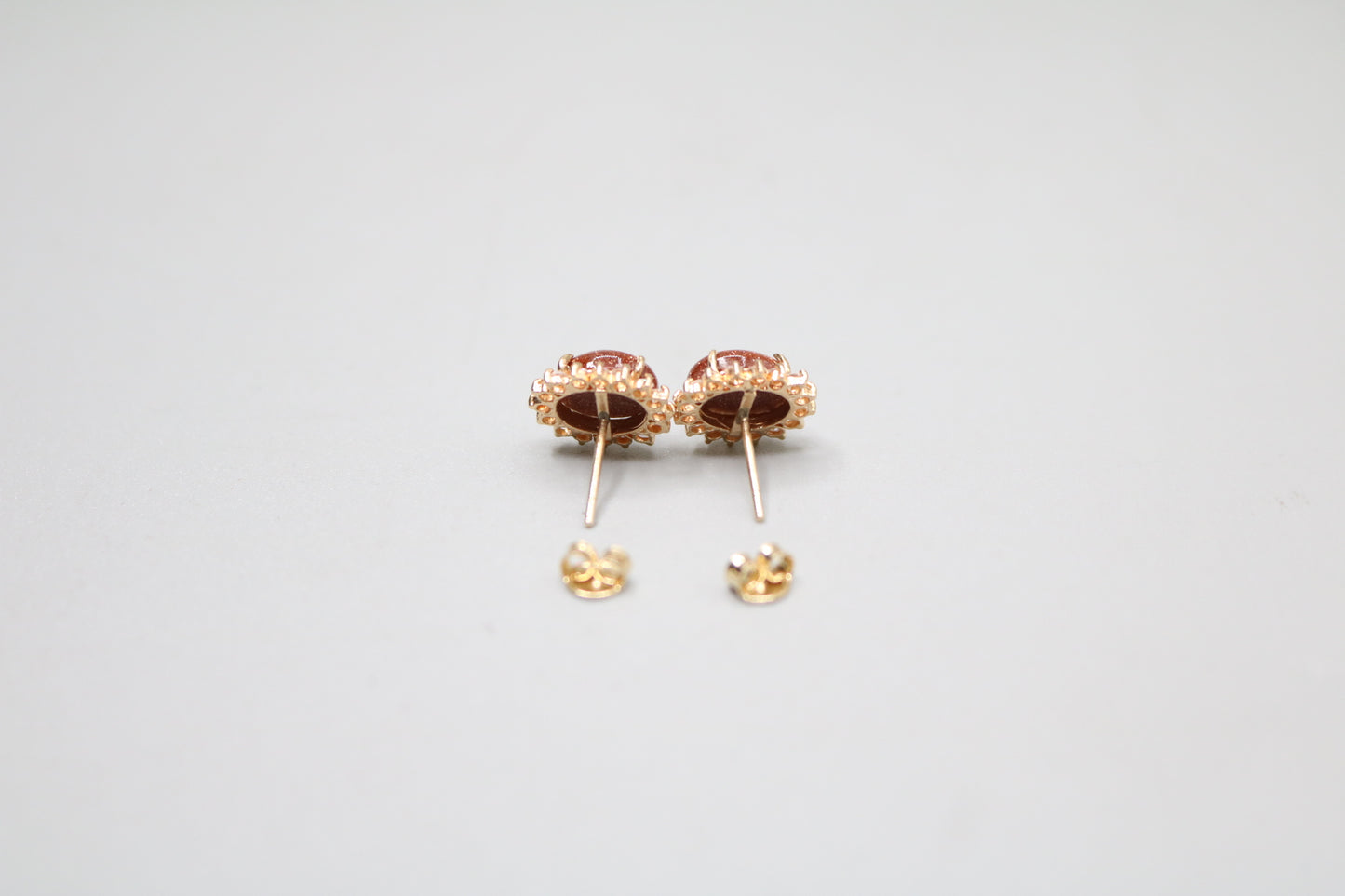 14k Yellow Gold Oval Brown Sunstone Earring