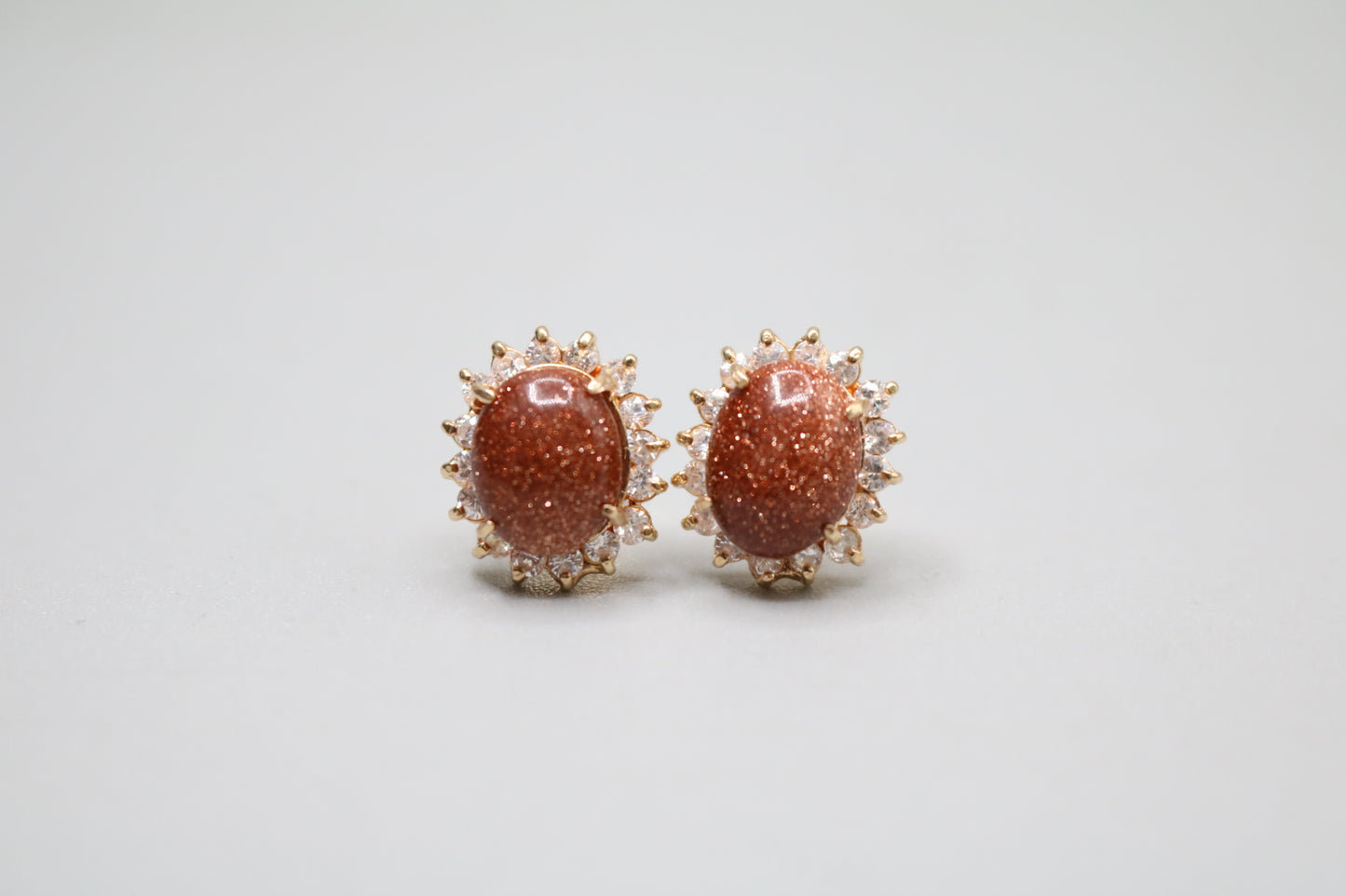 14k Yellow Gold Oval Brown Sunstone Earring