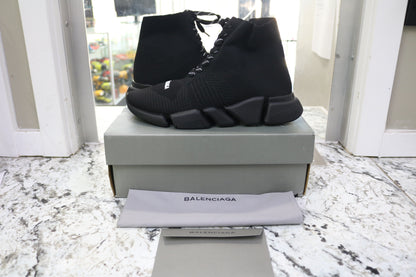 Balenciaga Men's Speed 2.0 Lace-up Knit Sneaker in Black (EUR 45)