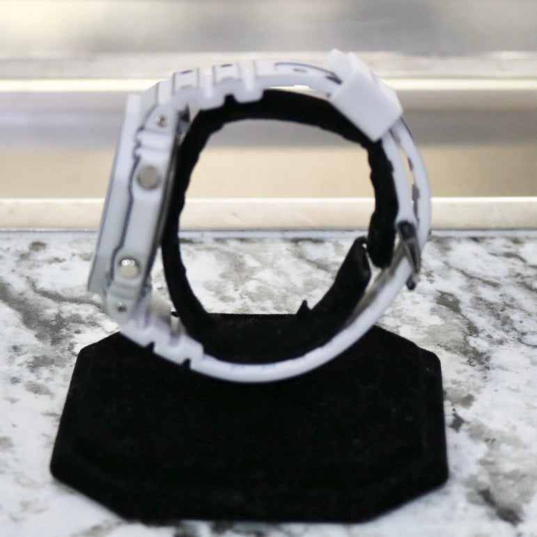 Casio G-Shock Manga White GA-2100MNG With Box