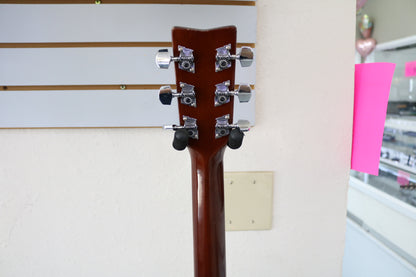 Yamaha F-310 Acoustic Guitar (No Shipping)