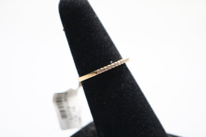 14k Yellow Gold Band Ring With Clear Stone (Size 6 3/4)