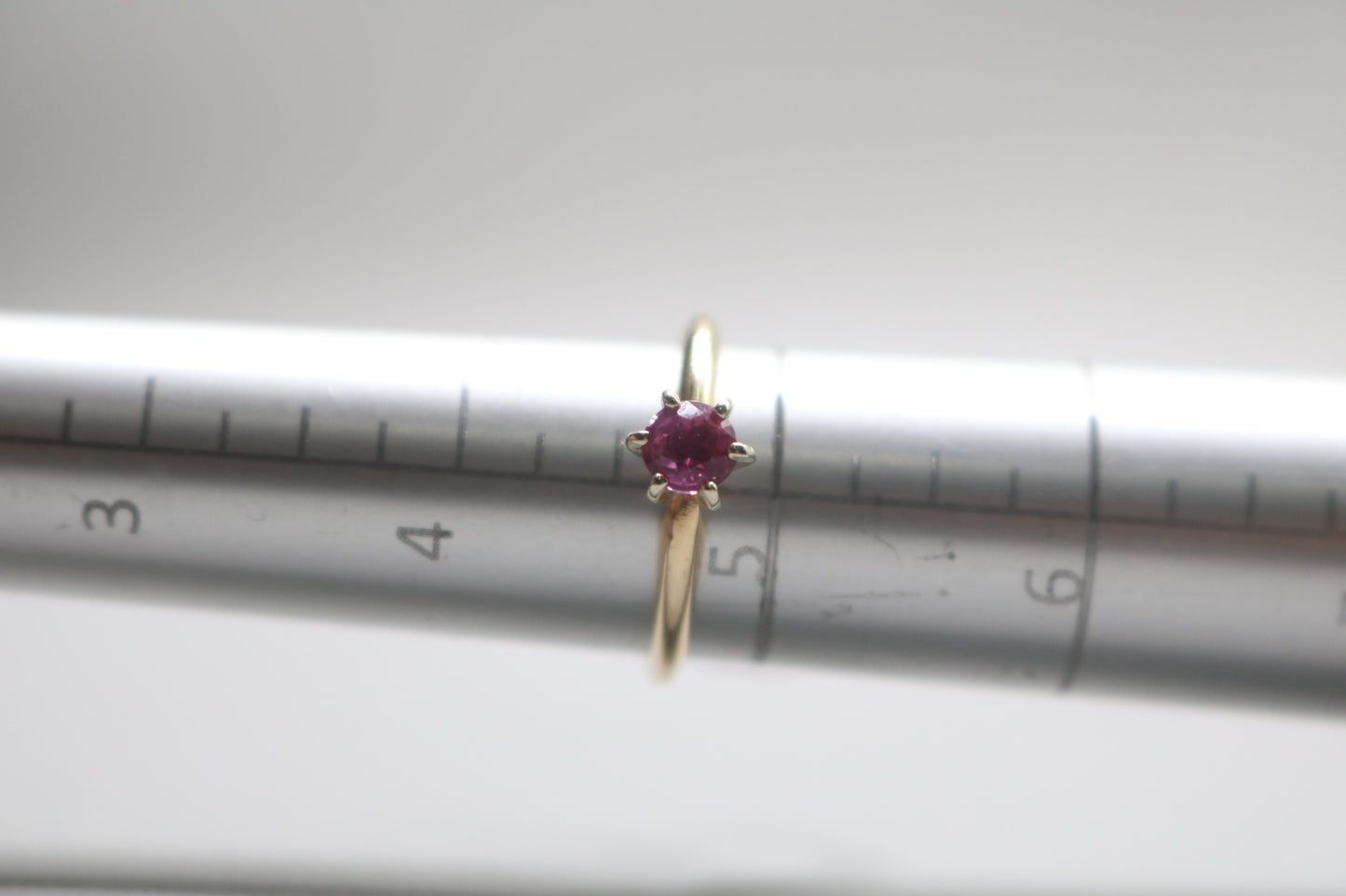 14k Authentic Yellow Gold Solitaire Ring W/Ruby Gemstone (Size 4 3/4)