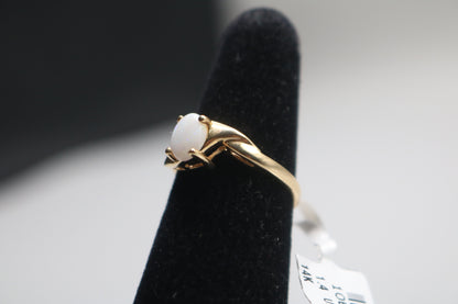 14K Yellow Gold Opal Bypass Ring (Size 6)