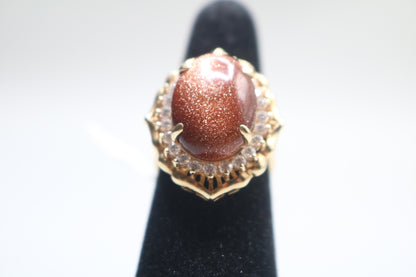 14k Yellow Gold Oval Cocktail Ring (size 7 1/2)