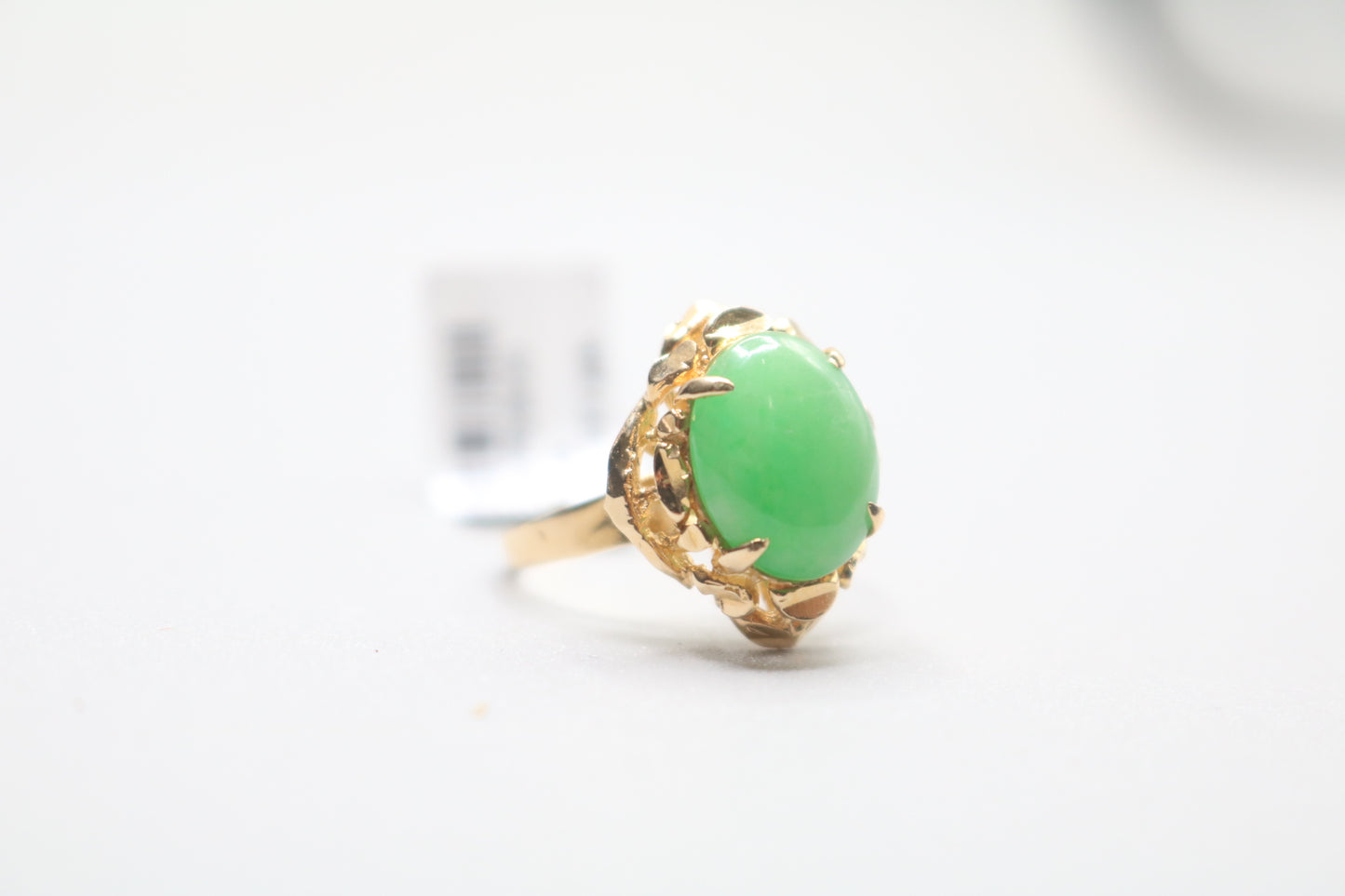 18k Yellow Gold Jade Cocktail Ring (Size 7)