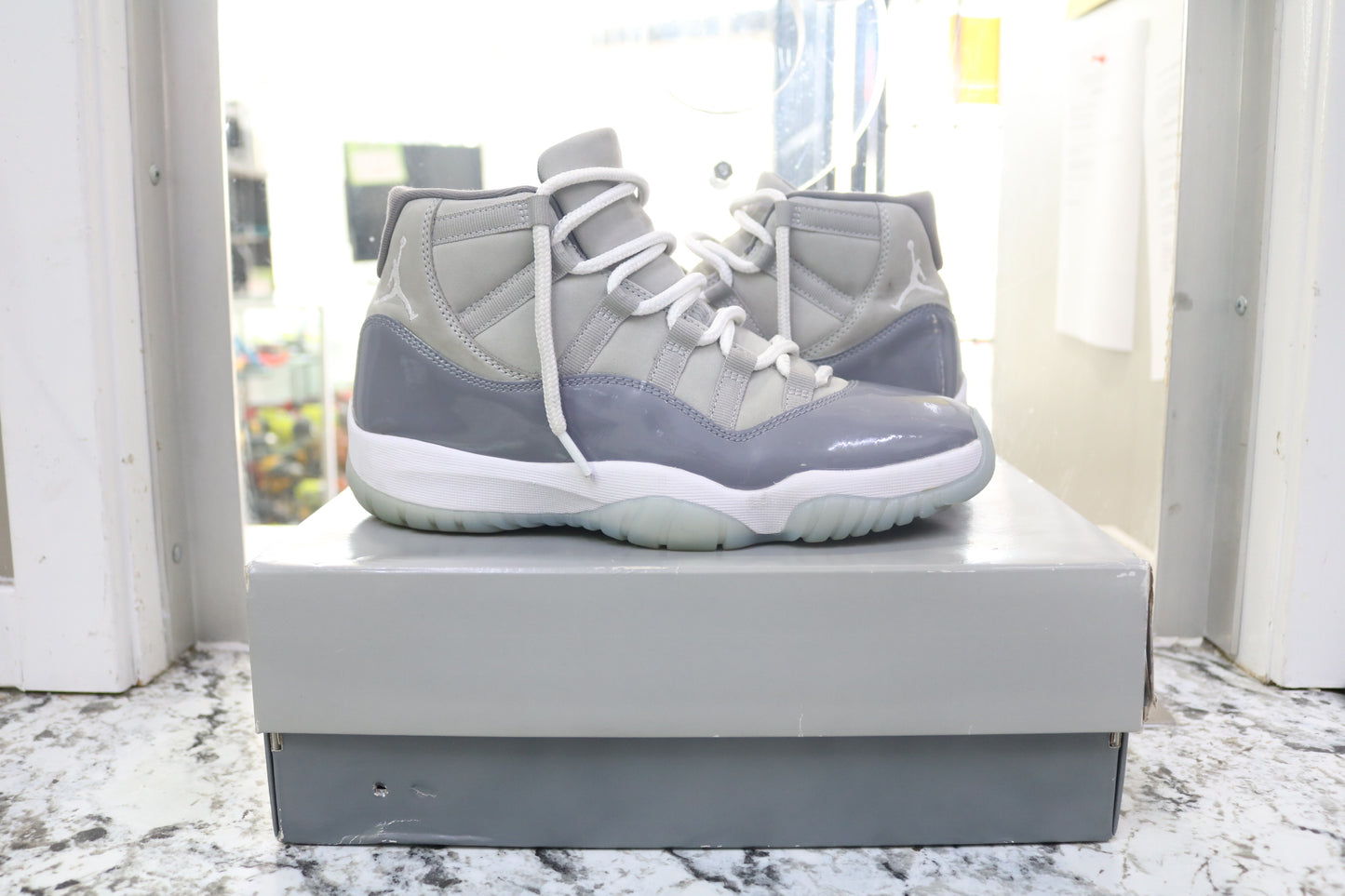 Air Jordan 11 Retro Cool Grey 2021 Release (Size 9 Men)