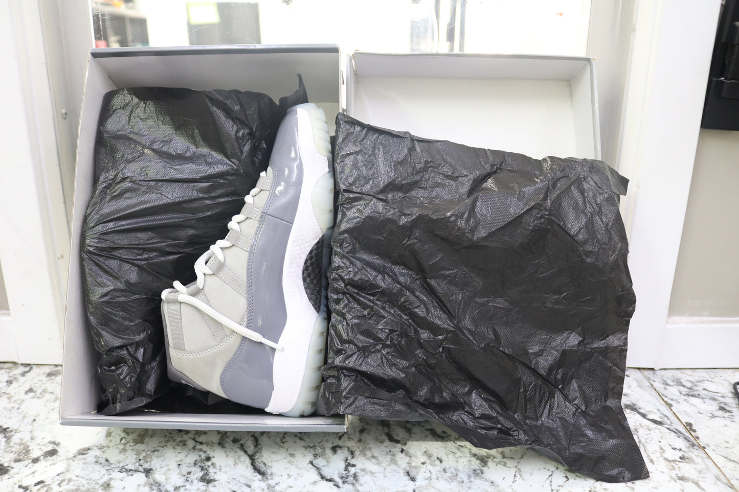 Air Jordan 11 Retro Cool Grey 2021 Release (Size 9 Men)