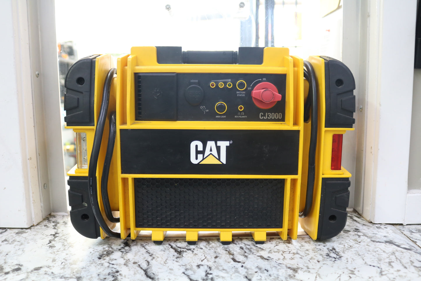 CAT CJ3000 Professional Jump Starter 2000 Peak Amp Battery Booster (No Shipping)