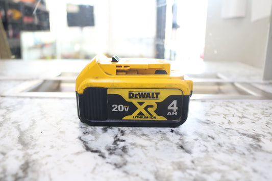 Dewalt DCB204 20V Max 4.0 AH XR Lithium Ion Battery